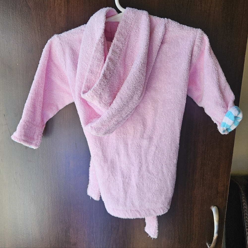 Vintage Luvable Friends Pink Kids Robe with Dolphin Design - Picture 2 of 4